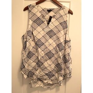 NWT - Torrid Plaid Rayon Crepe Chainlink Tank Size 1 (14/16?